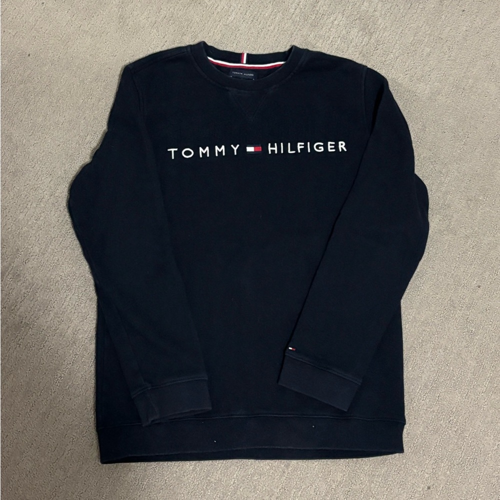 NWOT Tommy Hilfiger sweater